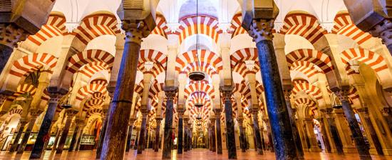 mezquita-cordoba-61336834-istock.jpg_369272544