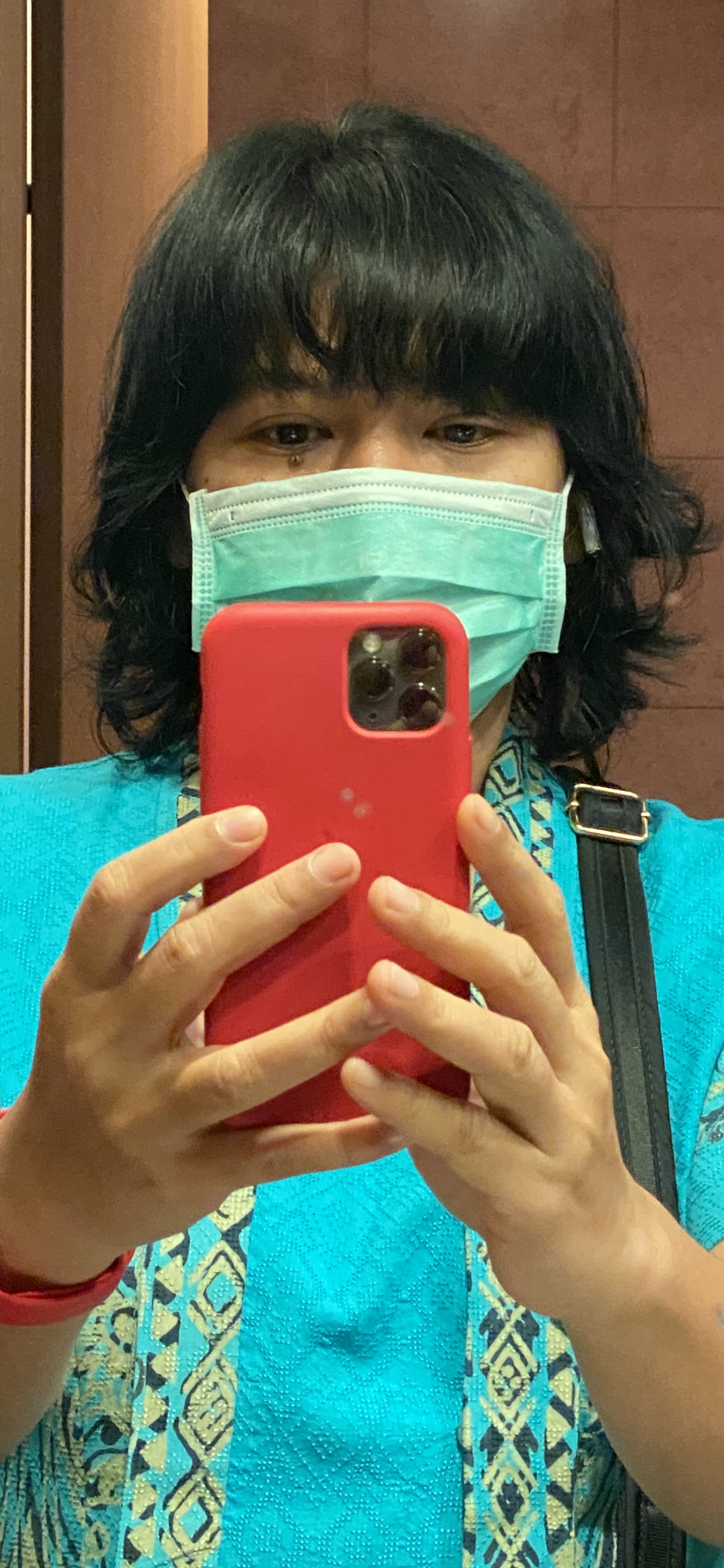 0405F4CD-255D-423D-8429-CB912D42852A