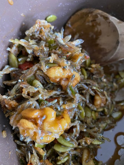 8EE52C1A-8437-477E-B385-D163E38B8BDE